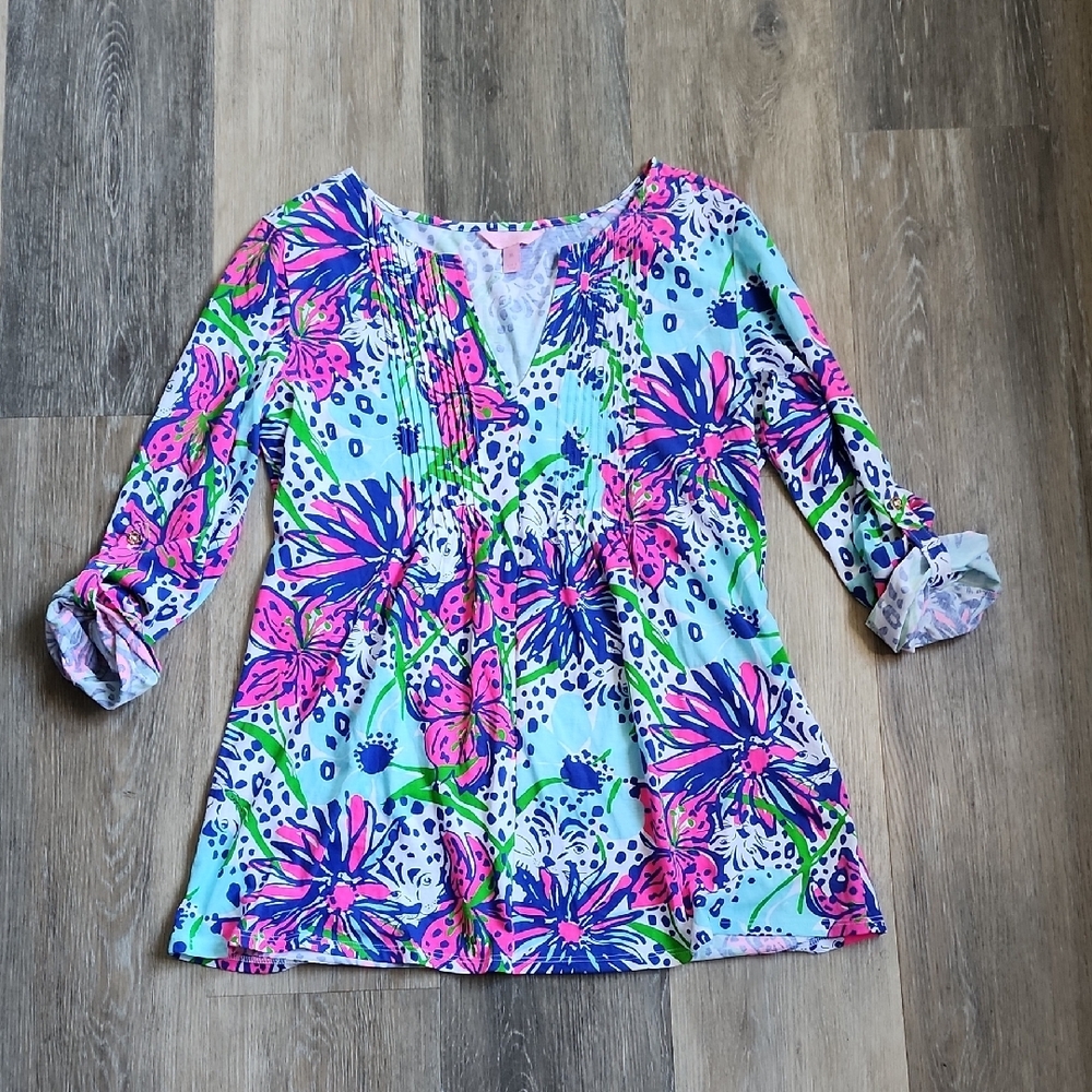 LILLY PULITZER Floral V-Neck Women's Top